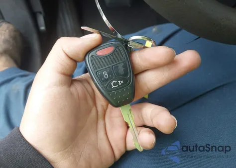 2010 Chrysler Sebring Touring из США, поврежденный, VIN 1C3CC4FB1AN123559